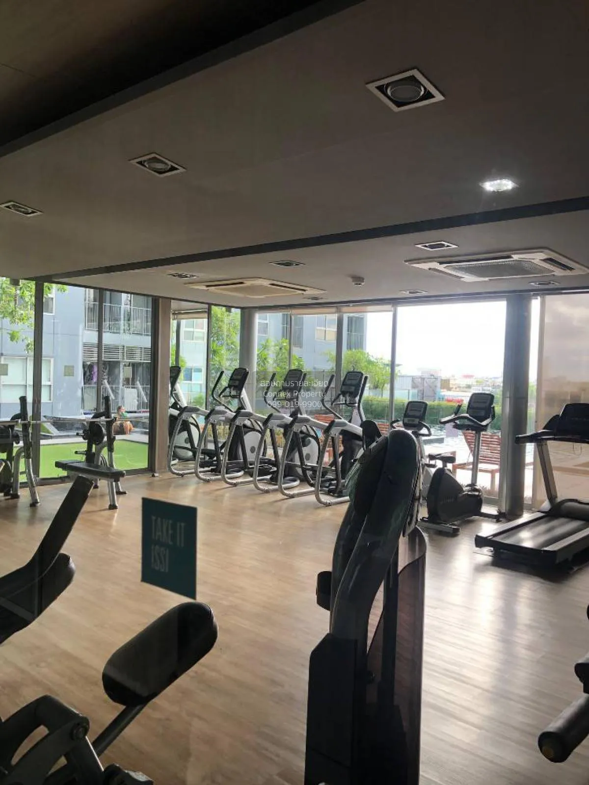 For Sale Condo , ISSI CONDO SUKSAWAT , corner unit , Bang Pakok ,