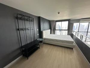 ขายคอนโด  ไนท์บริดจ์ ไพร์ม สาทร เพนท์เฮ้าส์ วิวสวย ชั้นสูง ห้องมุม BTS-ช่องนนทรี ทุ่งมหาเมฆ เขต สาทร กรุงเทพ CX-111784