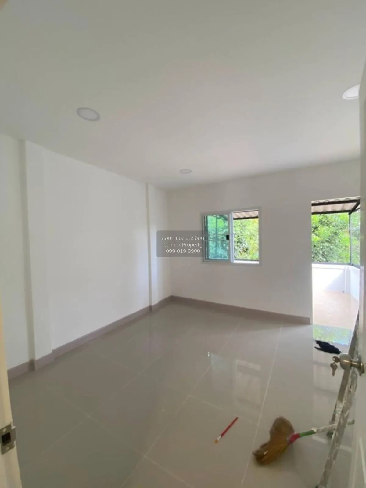 ขายทาวน์เฮ้าส์/ทาวน์โฮม  หมู่บ้านเสนาวิลล่า 91 ประชาธิปัตย์ ธัญบุ