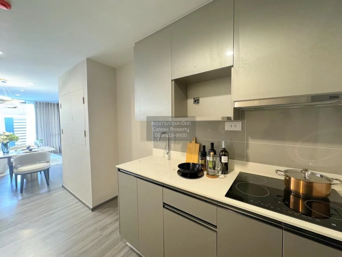 For Sale Condo , Ideo Mobi Sukhumvit 40 , corner unit , newly ren