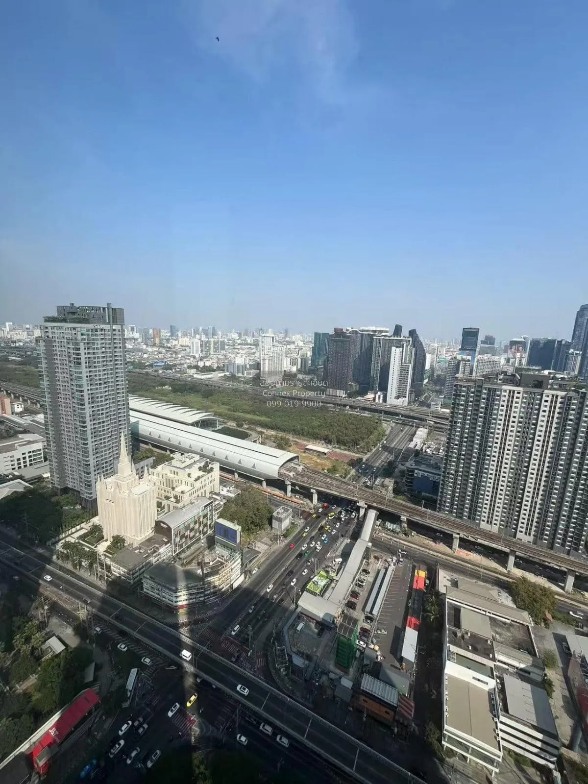 เช่าคอนโด  ดิ เอส แอท สิงห์คอมเพล็กซ์ MRT-เพชรบุรี บางกะปิ เขต ห้