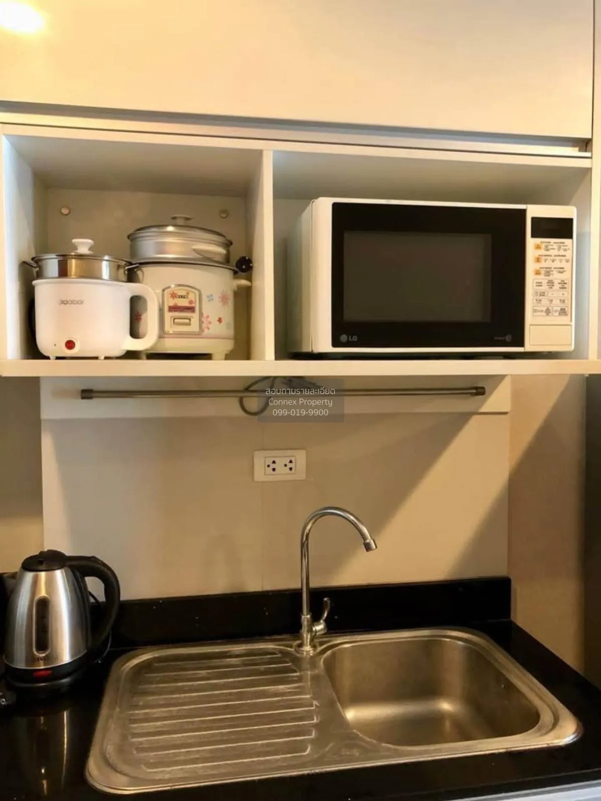 For Rent Condo , The Line Phahonyothin Park , nice view , high fl