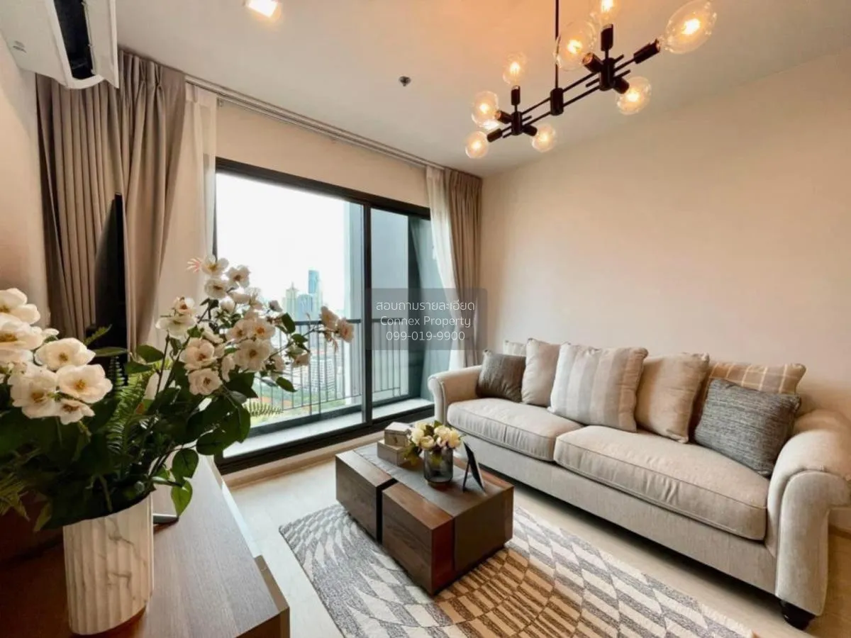 For Rent Condo , Life One Wireless , nice view , high floor , BTS 4