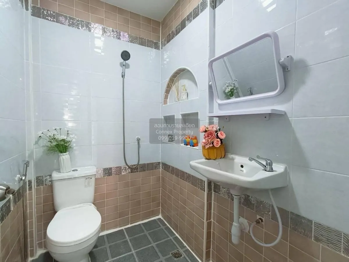 For Sale Townhouse/Townhome  , Deanthong Village Watcharapol , ne