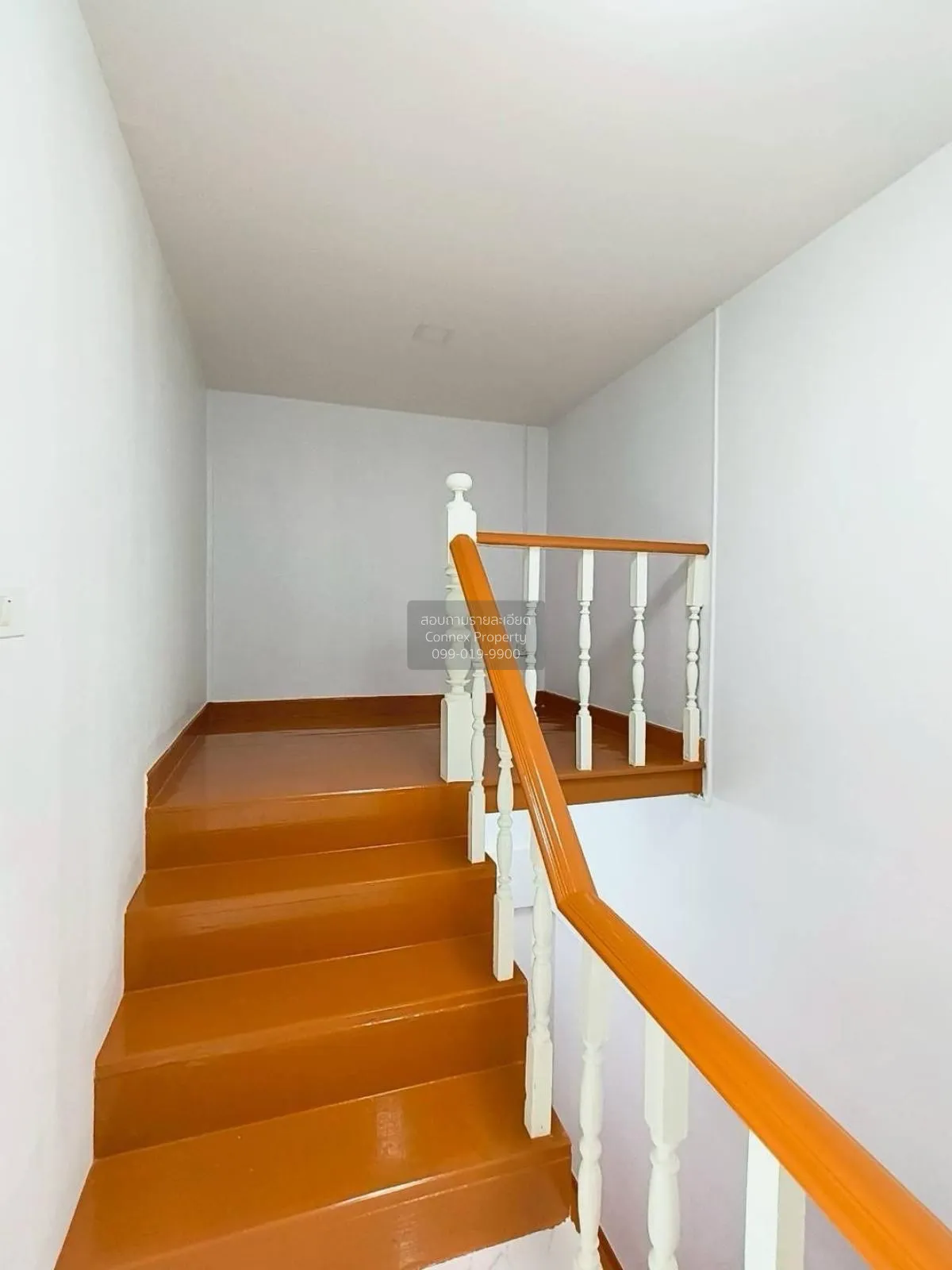 For Sale Townhouse/Townhome  , Deanthong Village Watcharapol , ne