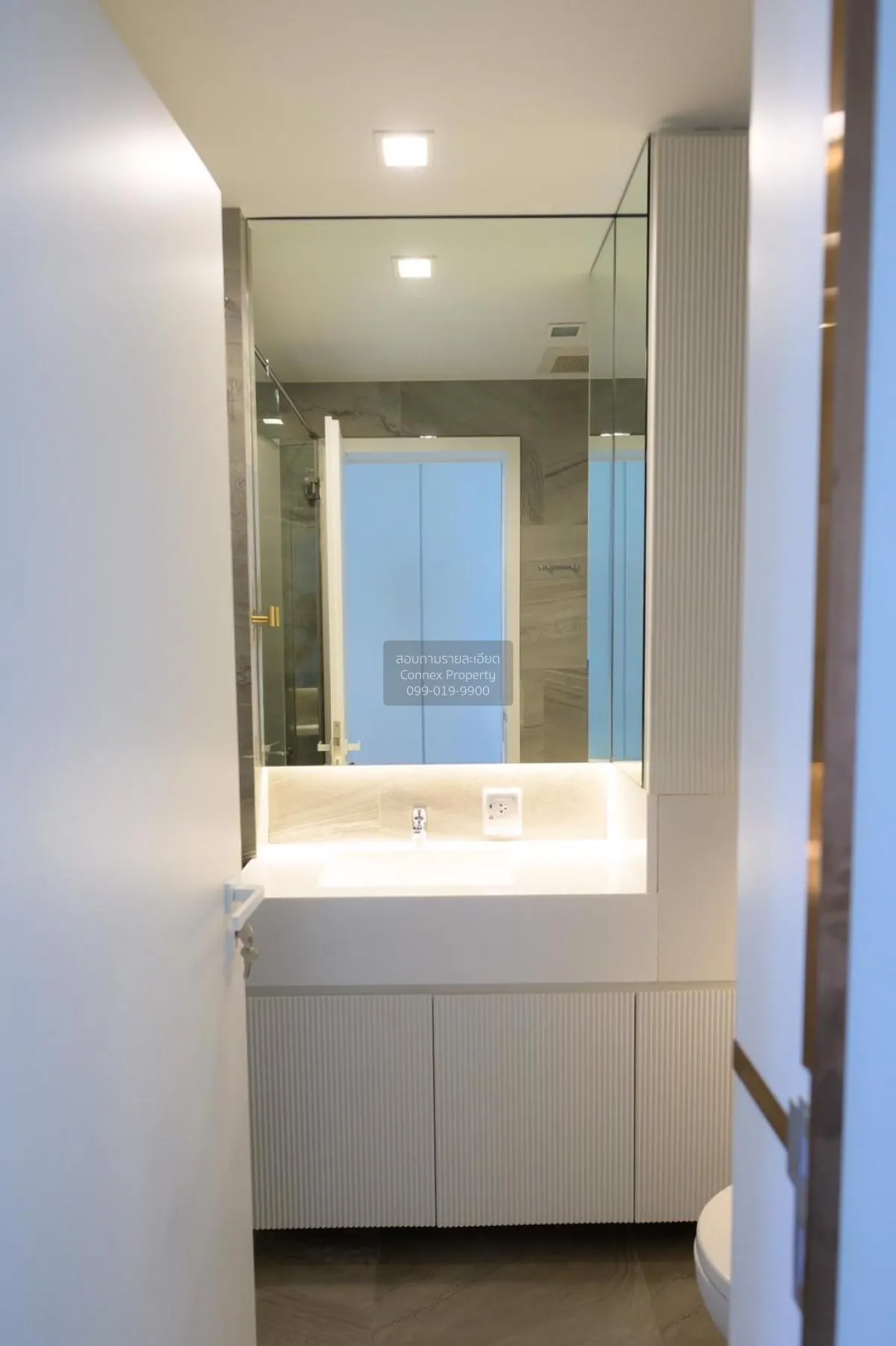 For Sale Condo , Ideo Q Sukhumvit 36 , nice view , corner unit , 