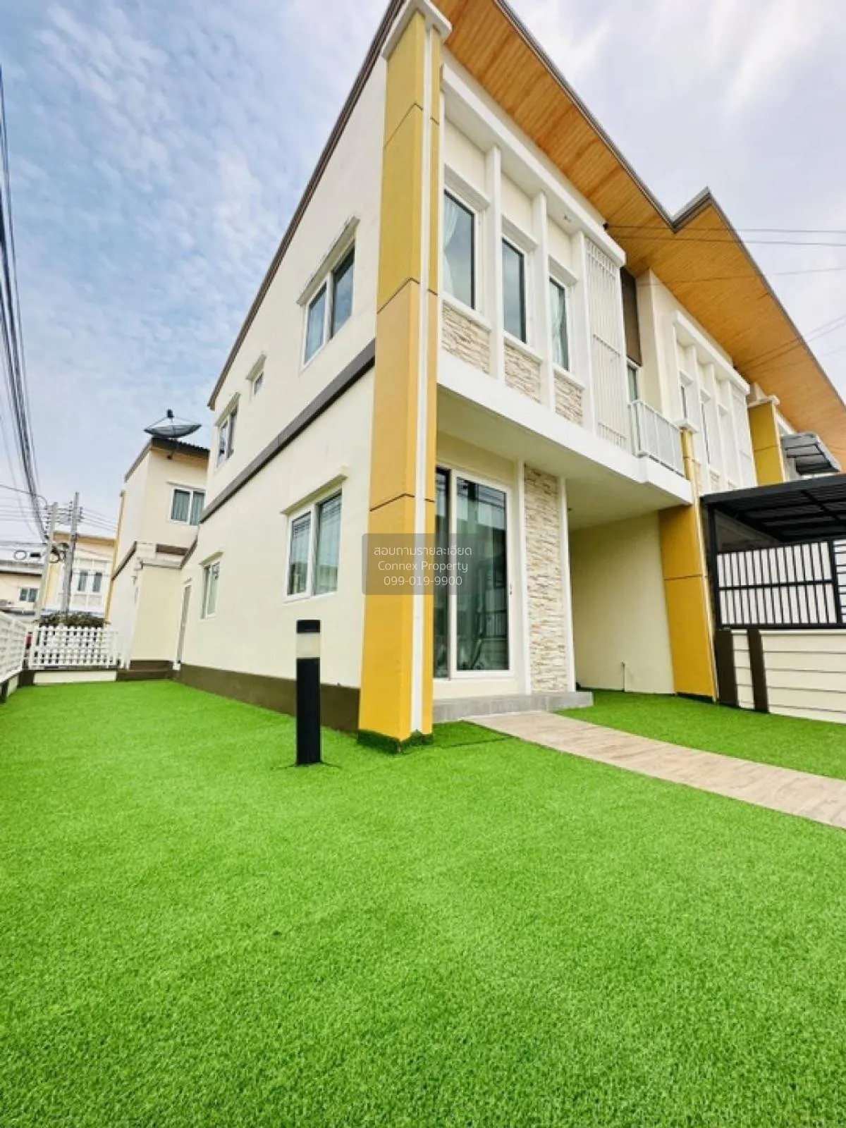 ขายทาวน์เฮ้าส์/ทาวน์โฮม  โกลเด้น ทาวน์ 2 อ่อนนุช - ลาดกระบัง บางด 2