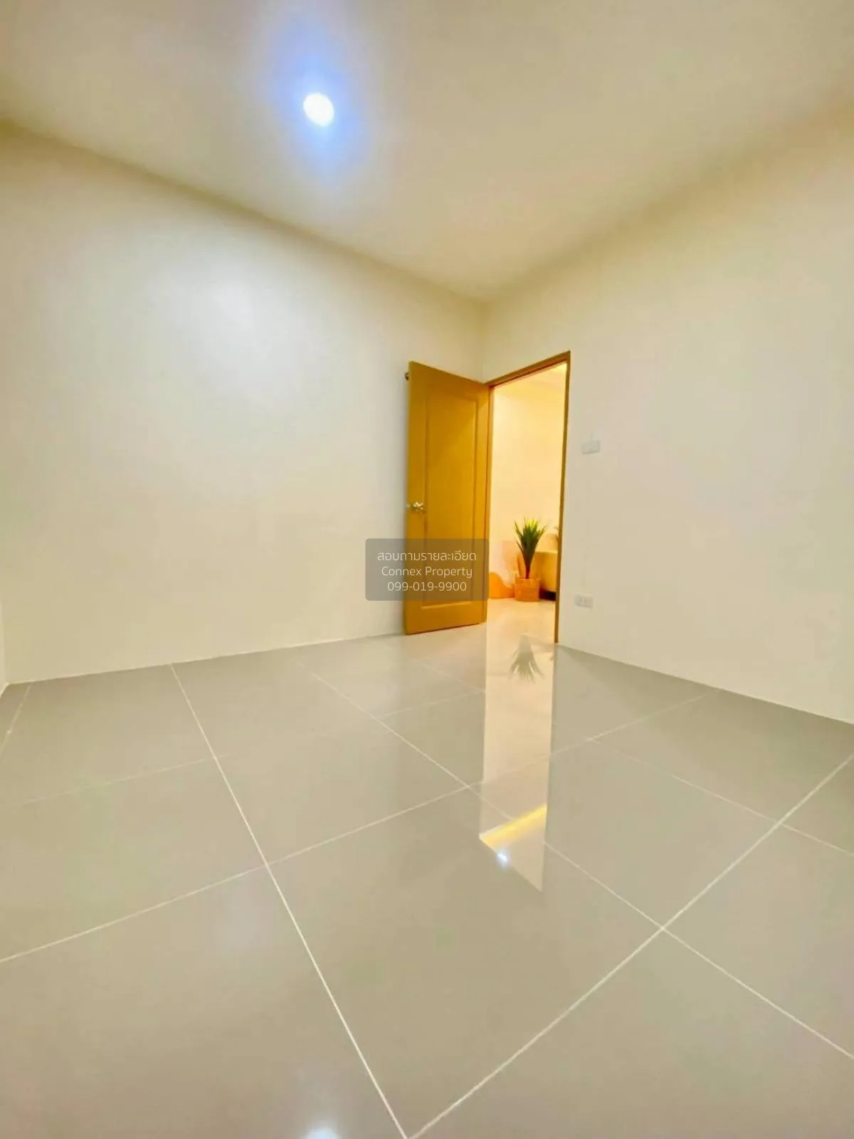 For Sale Townhouse/Townhome  , Baan Samphan Villa Lamlukka Klong 