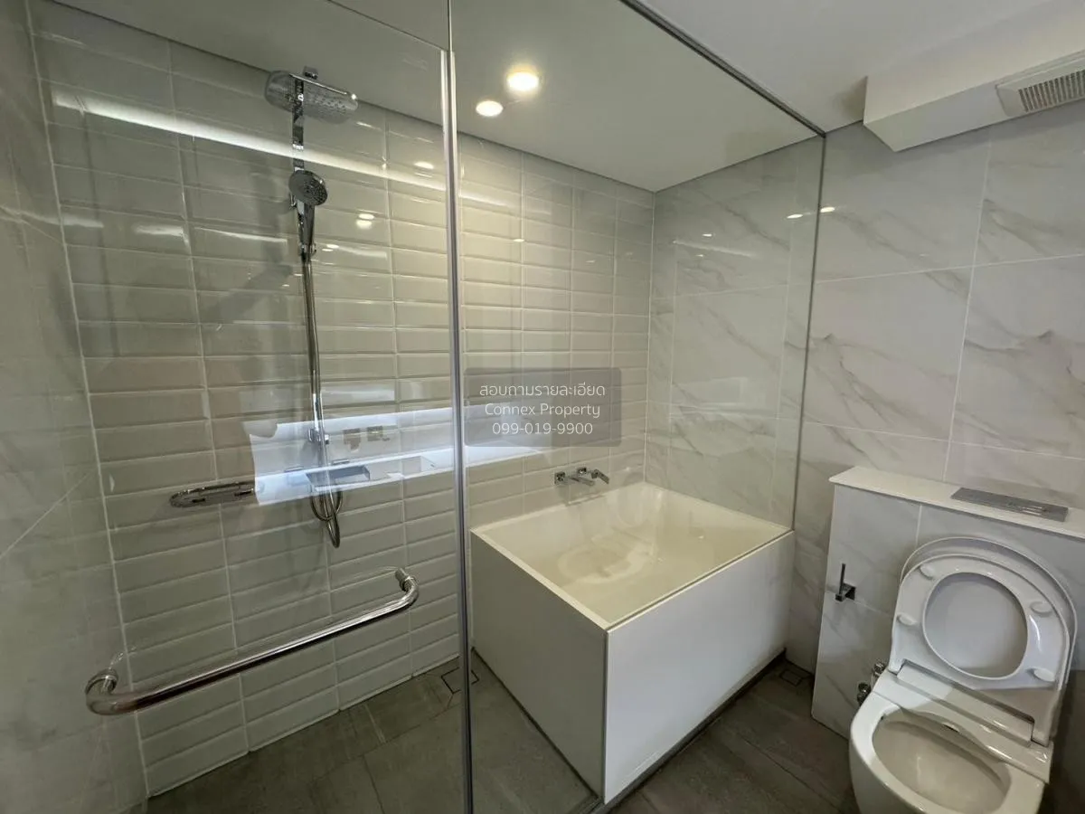 เช่าคอนโด  ไซมิส พระราม 9 (แลนด์มาร์ค @MRTA Station) ดูเพล็กซ์ ห้