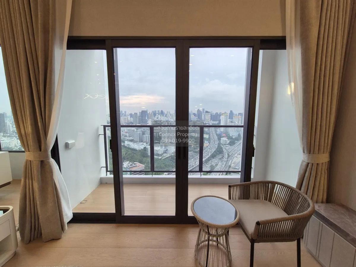 ขายคอนโด  ไซมิส พระราม 9 (แลนด์มาร์ค @MRTA Station) ห้วยขวาง เขต 