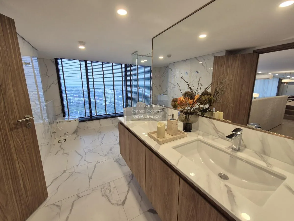 ขายคอนโด  ไซมิส พระราม 9 (แลนด์มาร์ค @MRTA Station) ห้วยขวาง เขต 