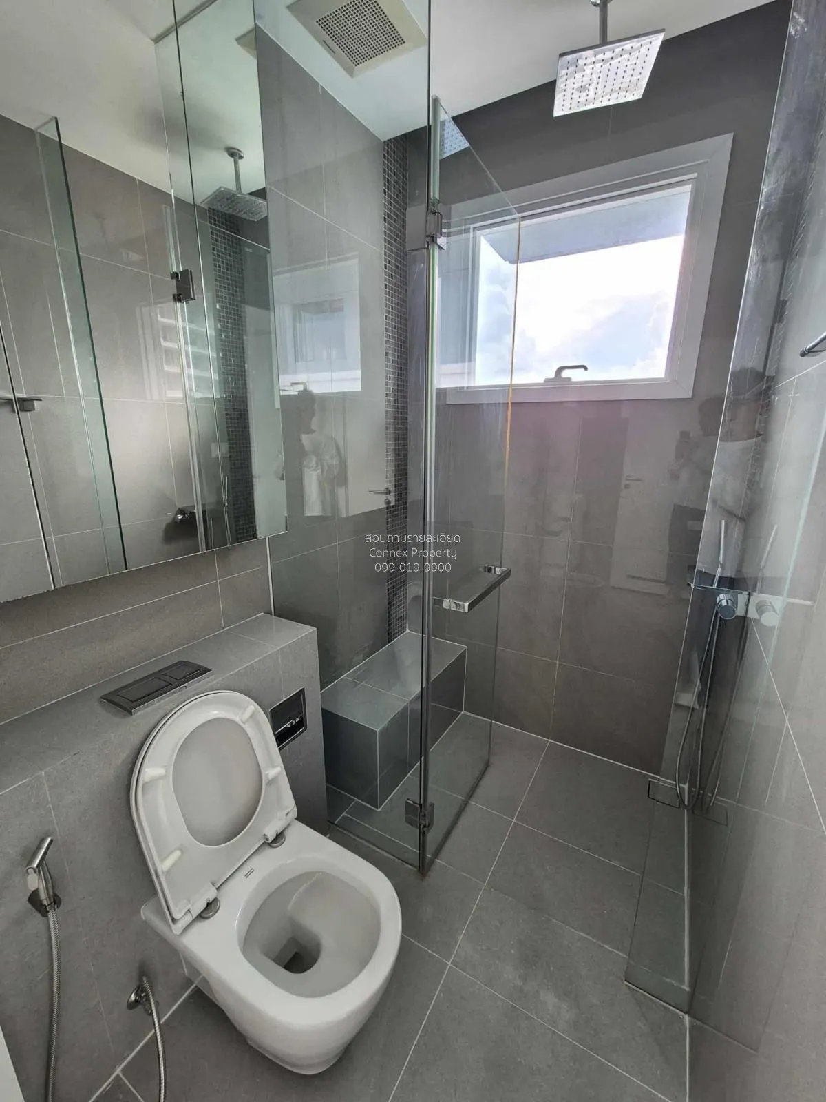 เช่าคอนโด  เดอะ เซนต์ เรซิเดนซ์ MRT-พหลโยธิน จอมพล  เขต จตุจักร ก