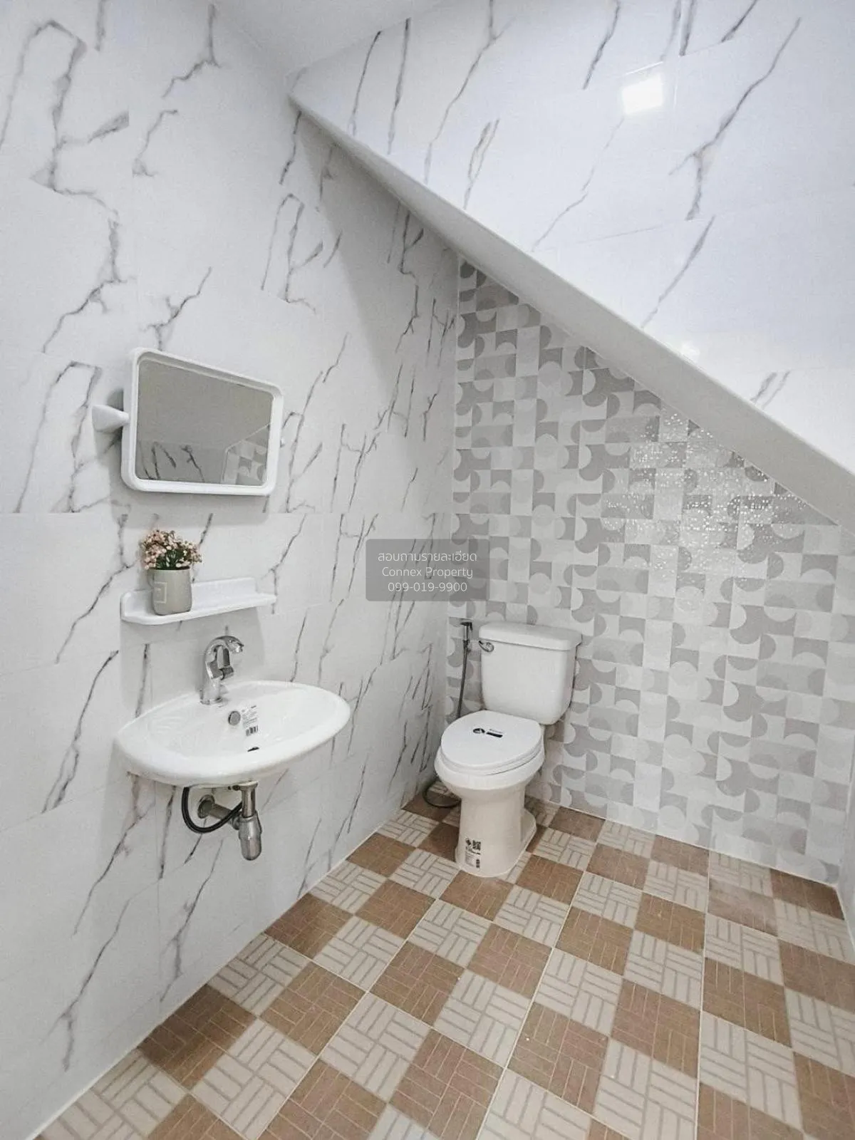 ขายทาวน์เฮ้าส์/ทาวน์โฮม  เมธา 2 สยามธรณี รีโนเวทใหม่ ท่าแร้ง เขต 