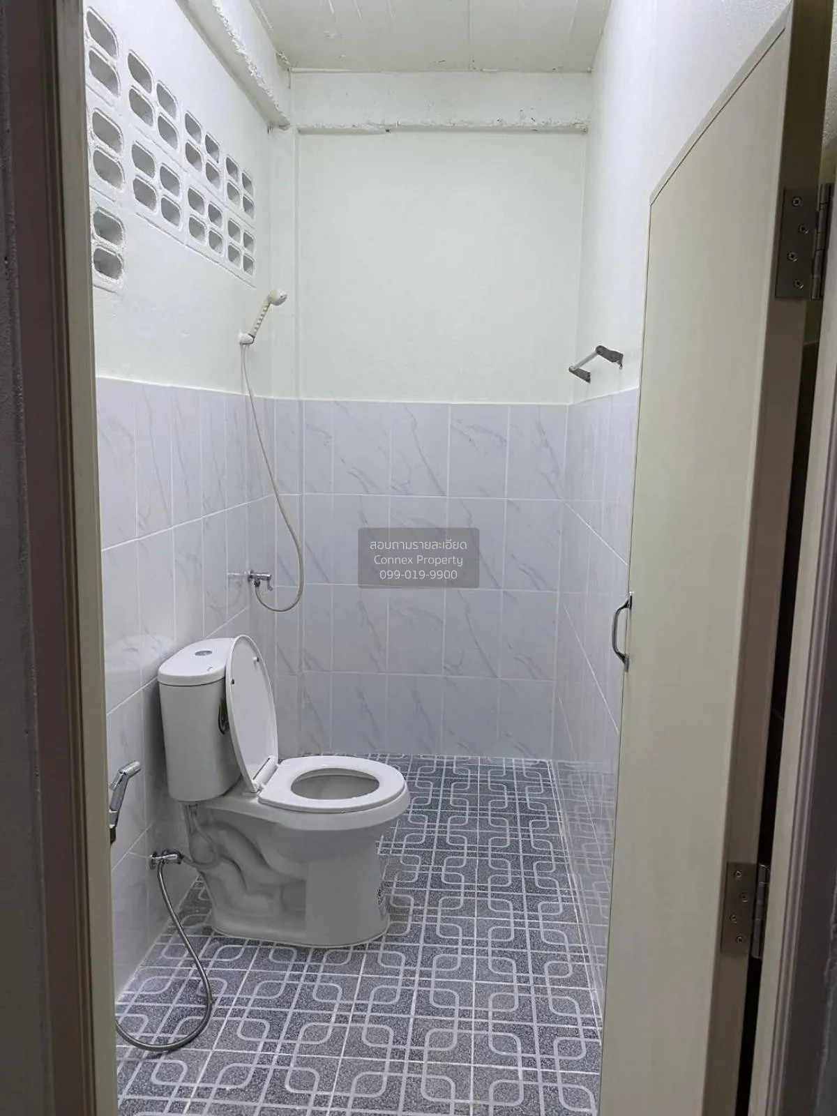 ขายทาวน์เฮ้าส์/ทาวน์โฮม  หมู่บ้านสุขสันต์ 2 เพชรเกษม 92/2 บางแคเห