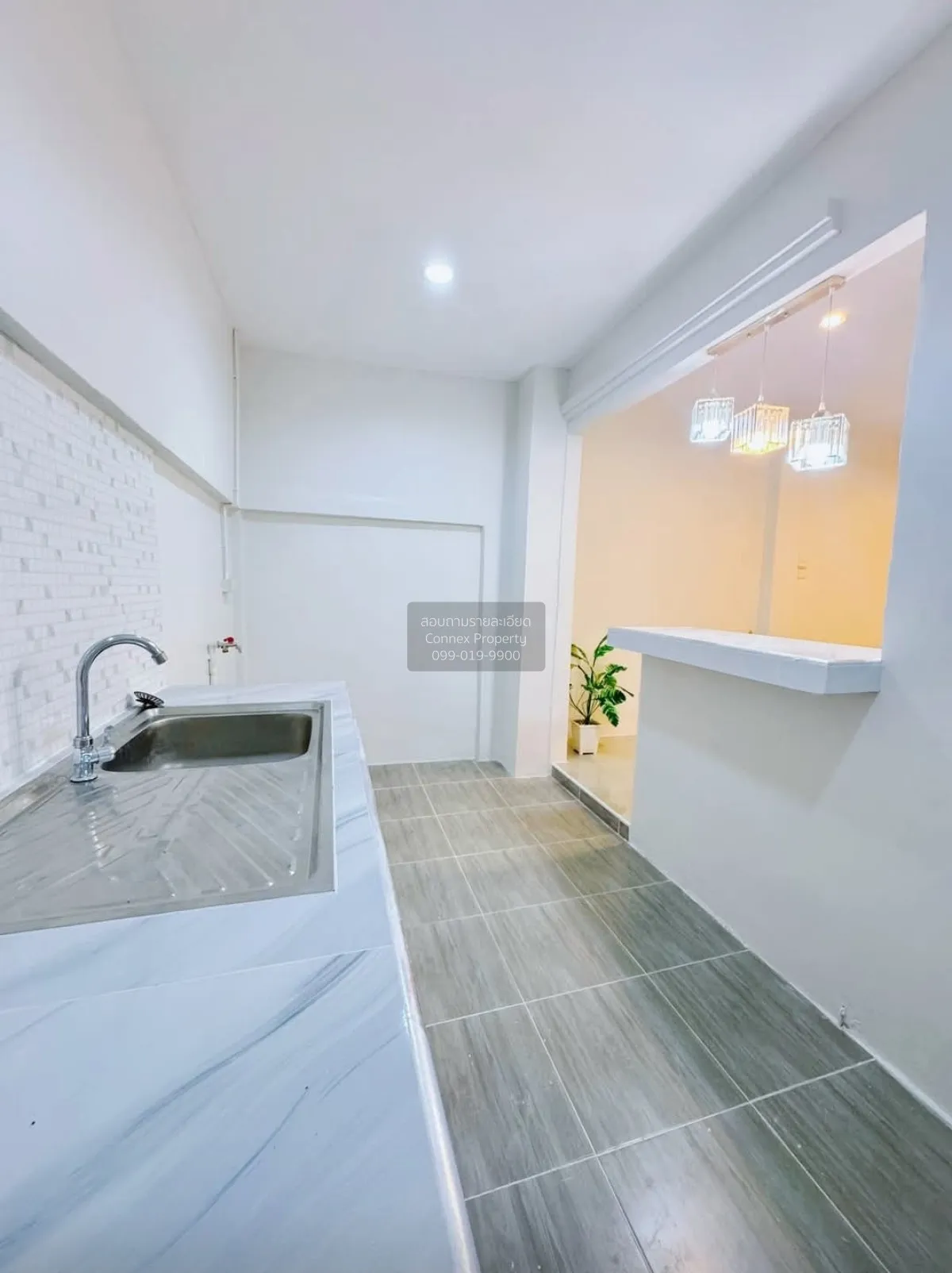 For Sale Townhouse/Townhome  , Arun Thong 3 , wide frontage , new