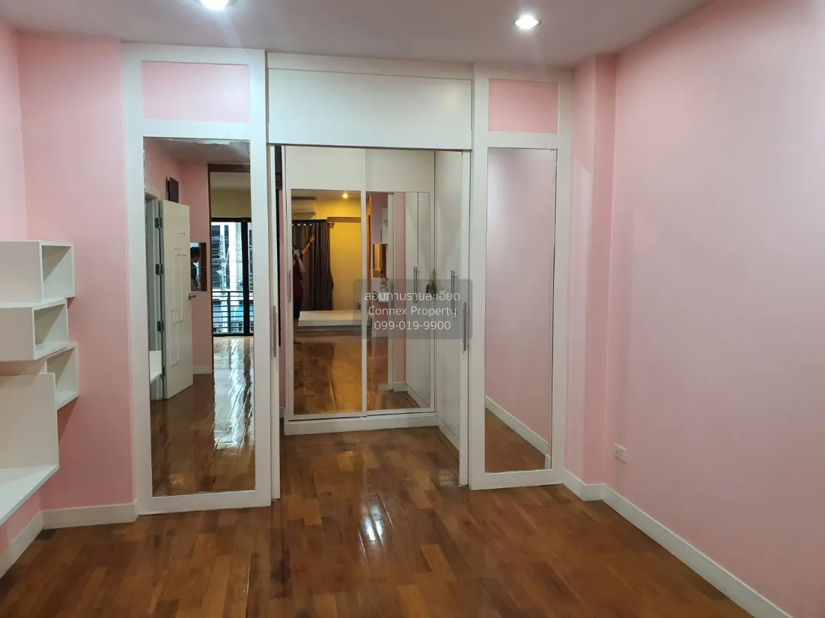 ขายทาวน์เฮ้าส์/ทาวน์โฮม  โมเดิร์น ทาวน์ บางแค บางแค เขต บางแค กรุ