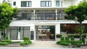 เช่าอาคารสำนักงาน  โมบิคอม 1 BTS-ช่องนนทรี ทุ่งมหาเมฆ เขต สาทร กรุงเทพ CX-140075