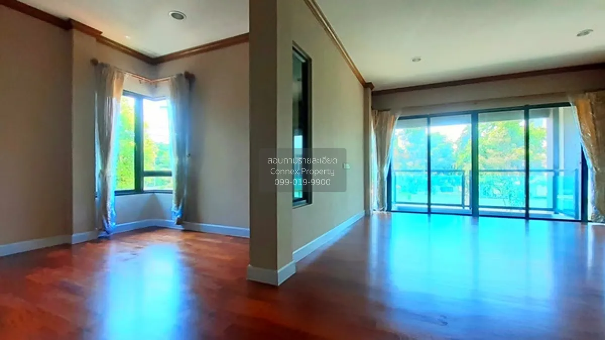 For Sale House , Life Bangkok Boulevard Ramintra 105 , corner uni
