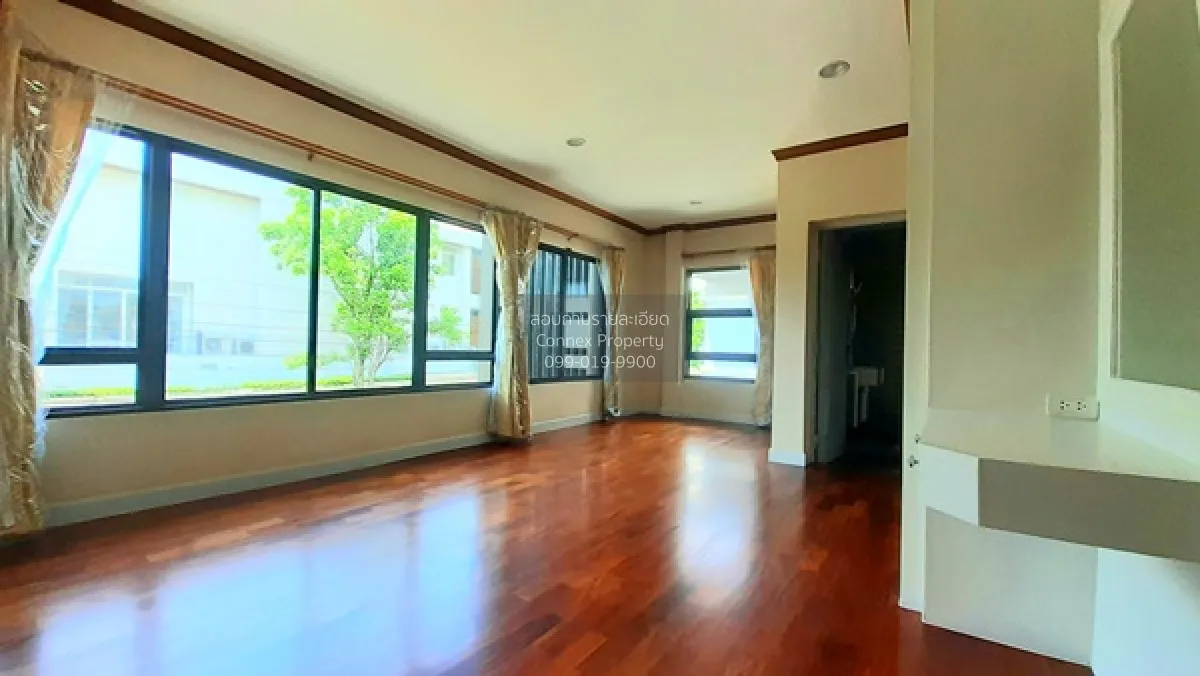 For Sale House , Life Bangkok Boulevard Ramintra 105 , corner uni