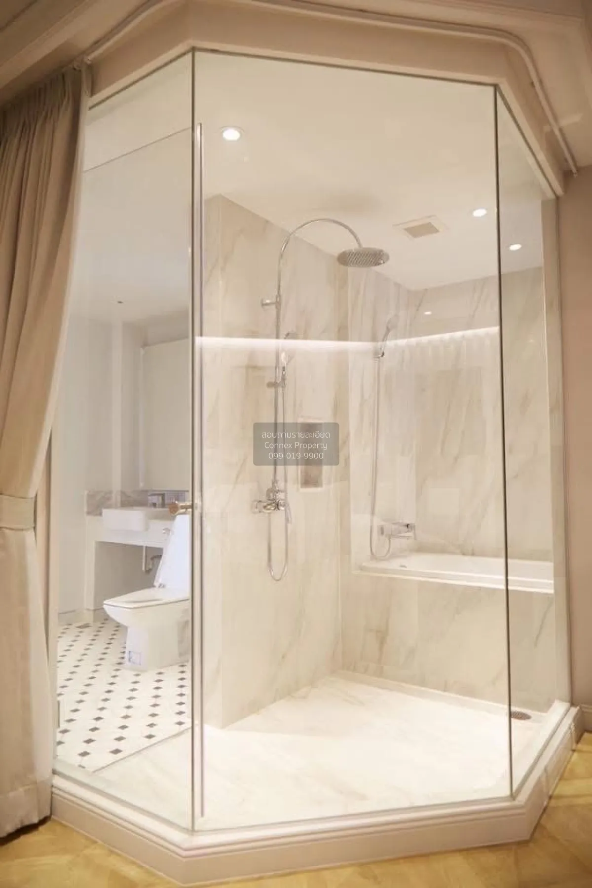 ขายคอนโด  สาธร การ์เด้นส์ วิวสวย ชั้นสูง รีโนเวทใหม่ MRT-ลุมพินี 