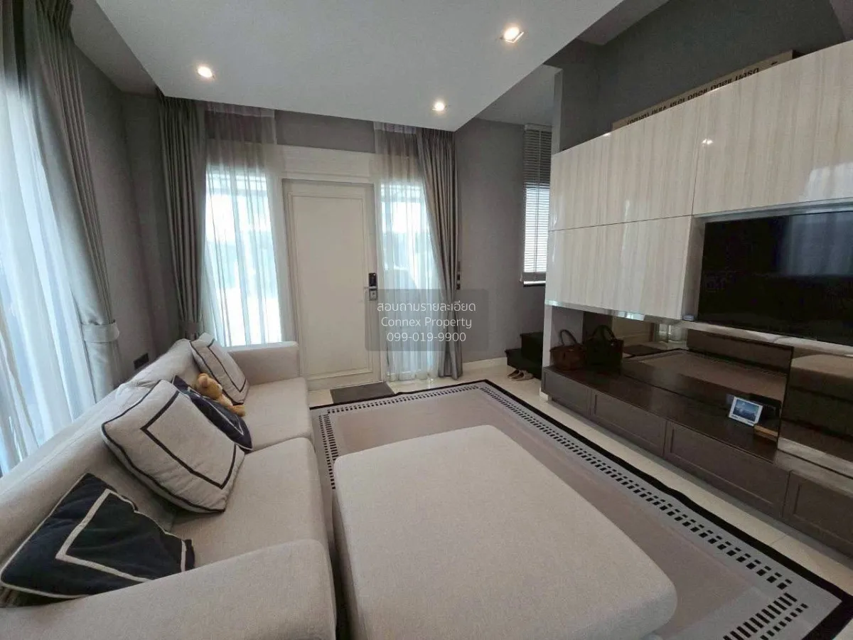 For Sale Townhouse/Townhome  , LANDMARK EKAMAI-RAMINDRA , Lat Phr