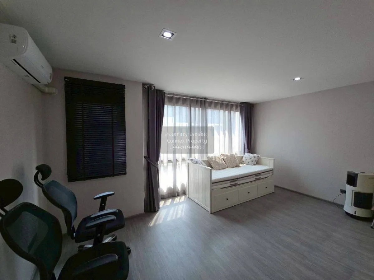 For Sale Townhouse/Townhome  , LANDMARK EKAMAI-RAMINDRA , Lat Phr