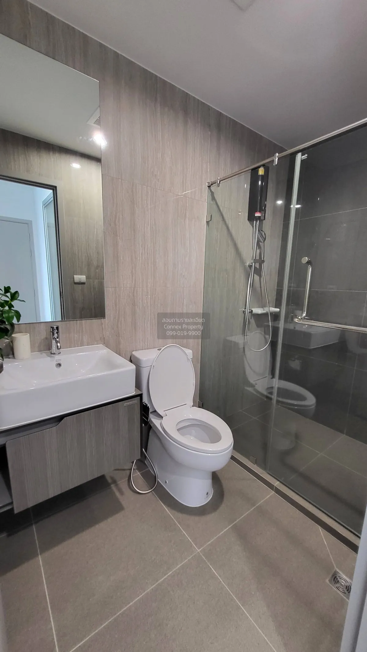 เช่าคอนโด  เดอะพาร์คแลนด์ เพชรเกษม 56 MRT-ภาษีเจริญ บางหว้า เขต ภ