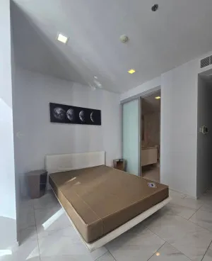 ขายคอนโด  ไฮด์ สุขุมวิท 11 BTS-นานา คลองเตยเหนือ เขต วัฒนา กรุงเทพ CX-145450