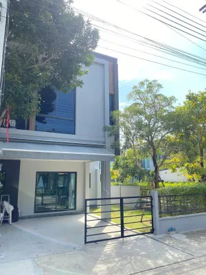 For Rent Townhouse/Townhome  , Pleno Sukhumvit - Bangna 2 , corner unit , wide frontage , Bang Phueng , Bang Phli , Samut Prakarn , CX-146116