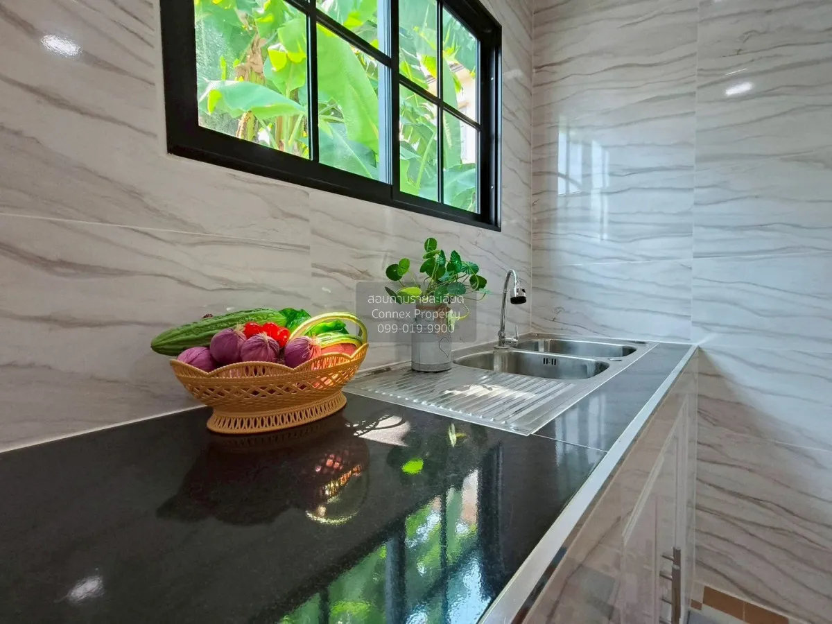 ขายทาวน์เฮ้าส์/ทาวน์โฮม  เค.ซี. รามอินทรา 8 ห้องมุม รีโนเวทใหม่ ส