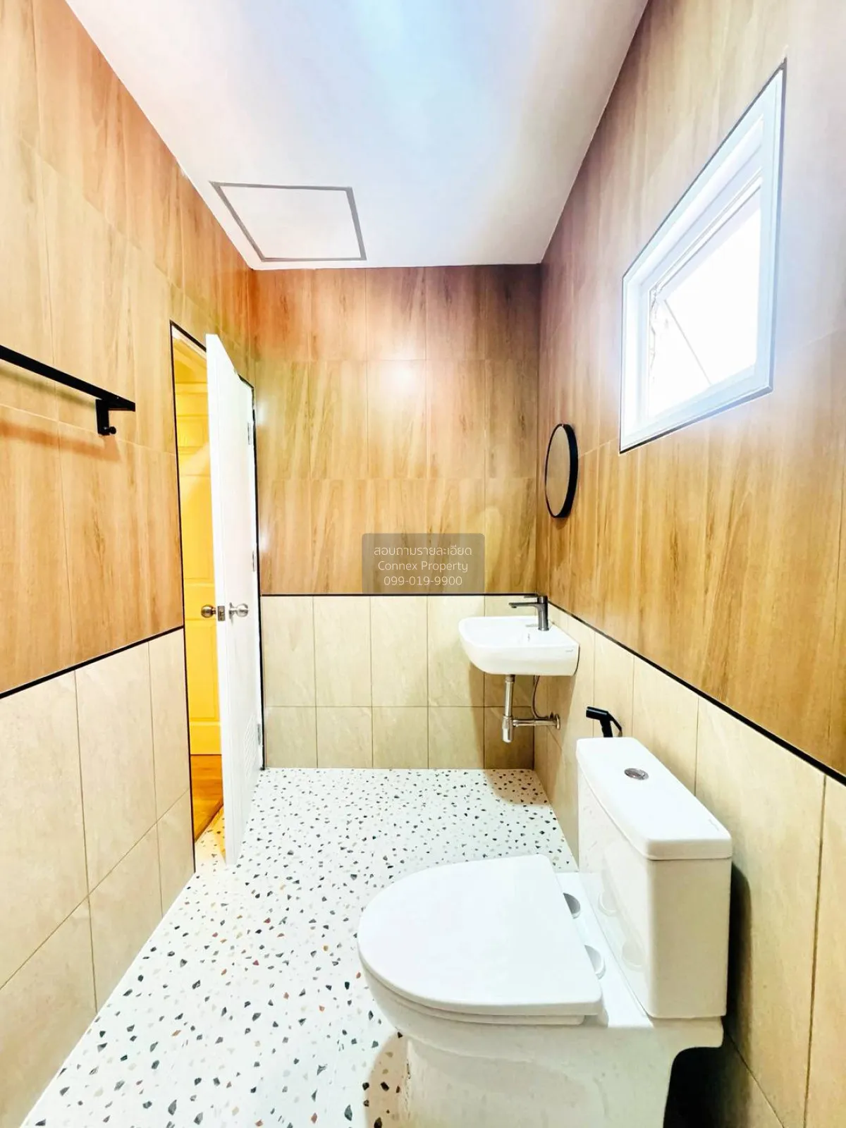 For Sale Townhouse/Townhome  , Baan Pruksa 21 Bang Yai , wide fro