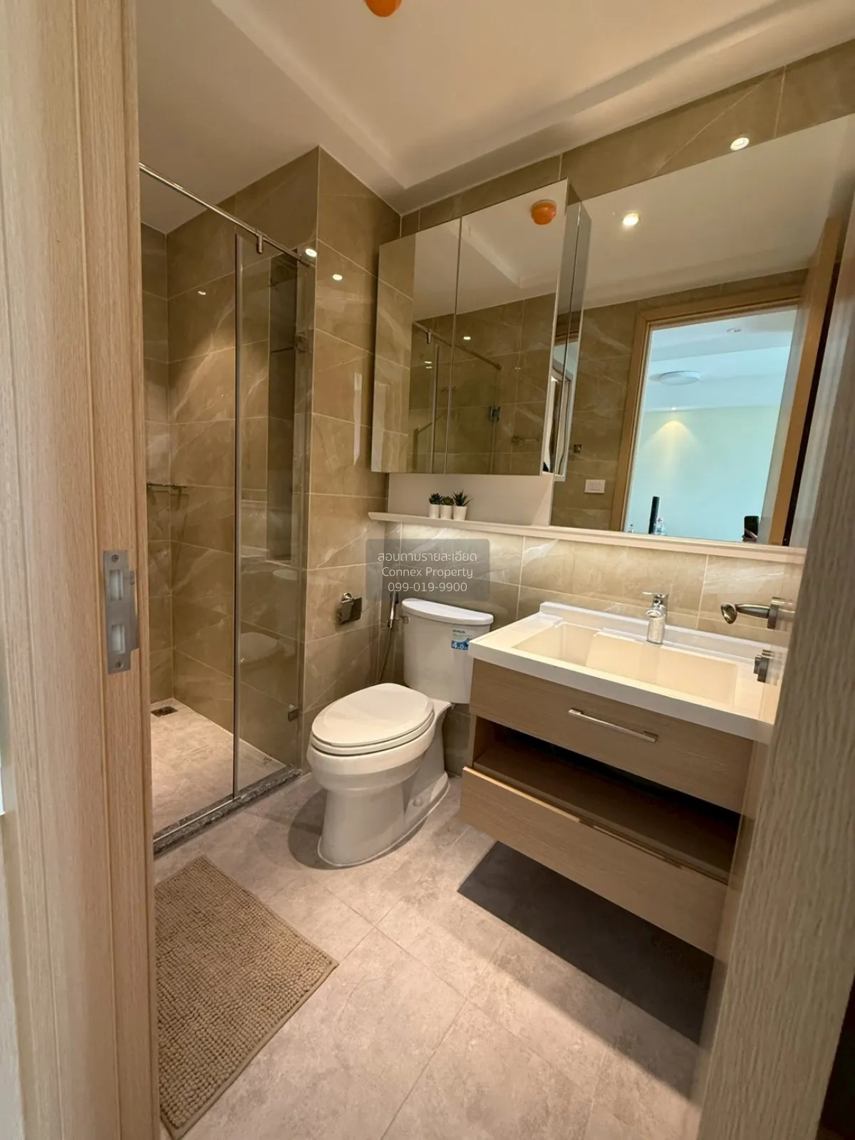 For Rent Condo , Regal Sathon - Naradhiwas , BTS-Chong Nonsi , Th