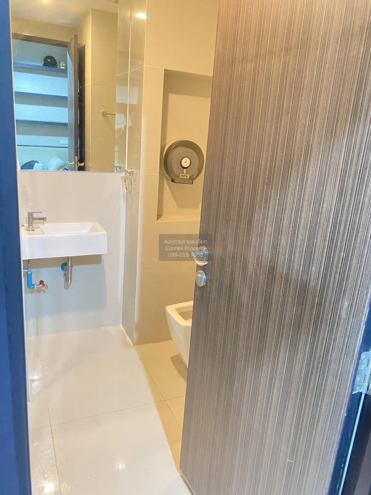 FOR RENT condo , RHYTHM Sukhumvit 44/1 , BTS-Phra Khanong , Phra 