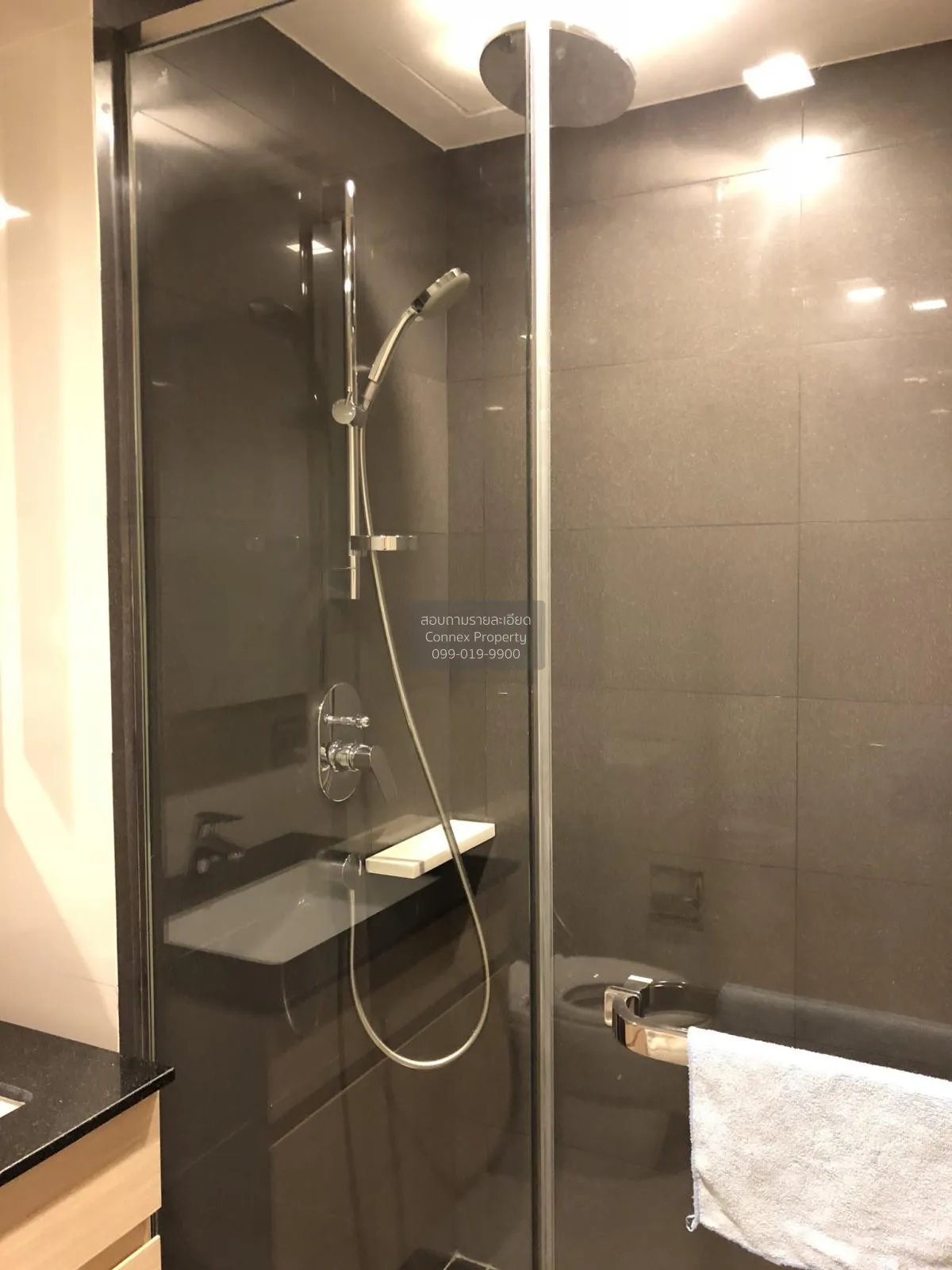 ขายคอนโด  เวีย โบทานี BTS-พร้อมพงษ์ คลองเตยเหนือ เขต วัฒนา กรุงเท