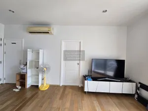 เช่าคอนโด  ไฮฟ์ สาทร BTS-กรุงธนบุรี คลองต้นไทร เขต คลองสาน กรุงเทพ CX-27352