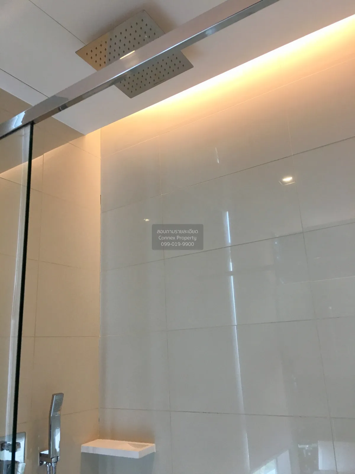 ขายคอนโด  เดอะรูม เจริญกรุง 30 BTS-สะพานตากสิน บางรัก เขต บางรัก 