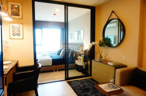 FOR RENT condo , Life Asoke , MRT-Phetchaburi , Bang Kapi , Huai Khwang , Bangkok , CX-38597