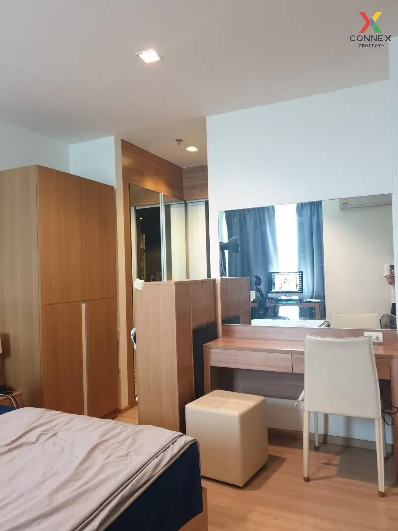 FOR SALE condo , Rhythm Phahol - Ari , high floor , BTS-Saphan Kh