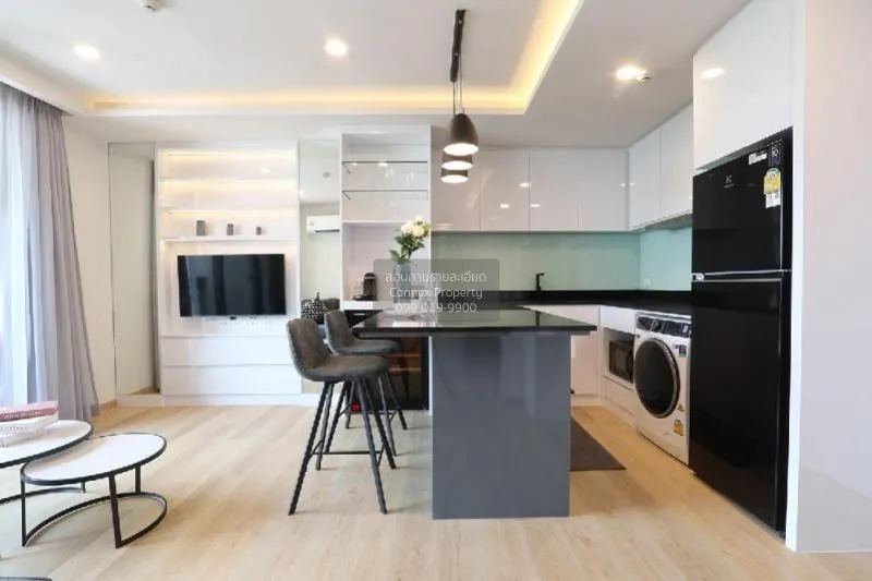 FOR RENT condo , Via Botani , BTS-Phrom Phong , Khlong Toei Nuea 