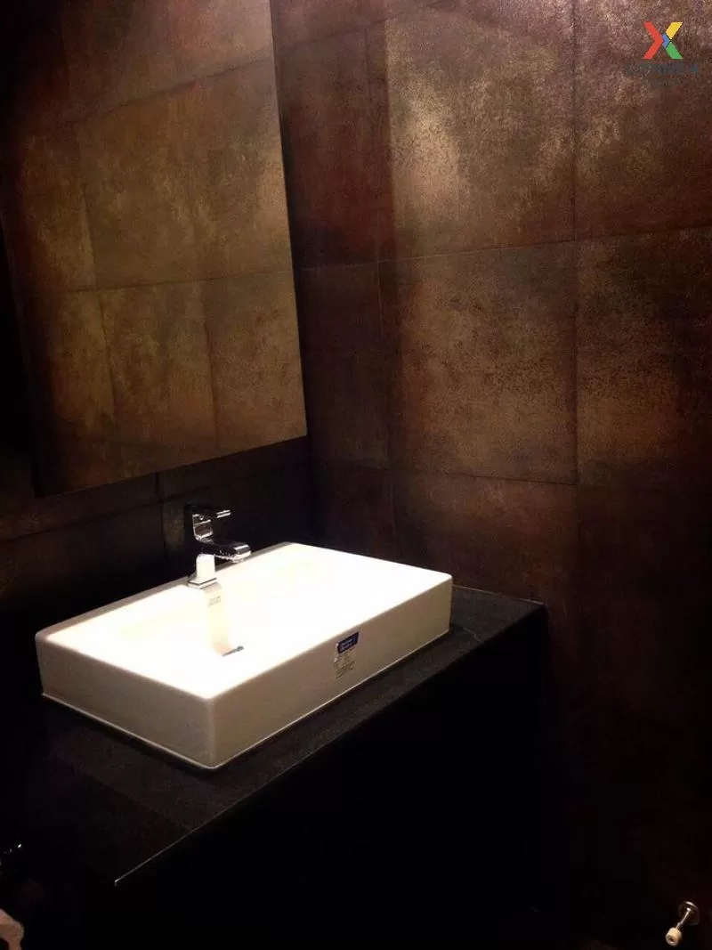 FOR SALE condo , Voque Sukhumvit 16 , MRT-Queen Sirikit National 