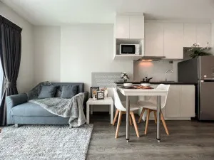 เช่าคอนโด  ริชพาร์ค @ ทริปเปิ้ล สเตชั่น ARL-หัวหมาก สวนหลวง เขต สวนหลวง กรุงเทพ CX-82997