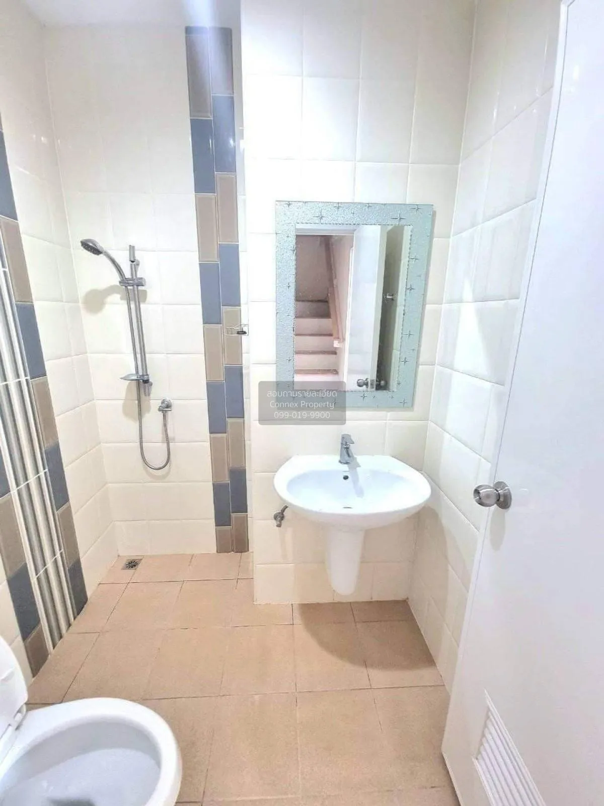 ขายทาวน์เฮ้าส์/ทาวน์โฮม  ทาวน์โฮม โกลเด้น ทาวน์ รามอินทรา – คู้บอ