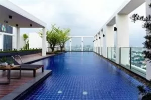 Noble Reform - โนเบิล รีฟอร์ม