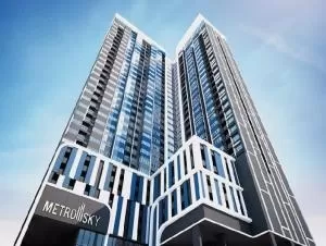 Metro Sky Wutthakat - เมโทร สกาย วุฒากาศ