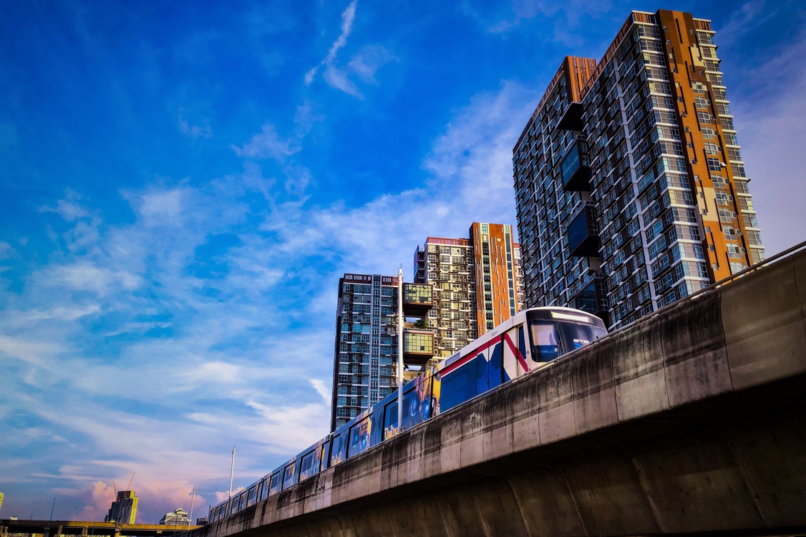 ซื้อคอนโดบางนา ใกล้รถไฟฟ้า