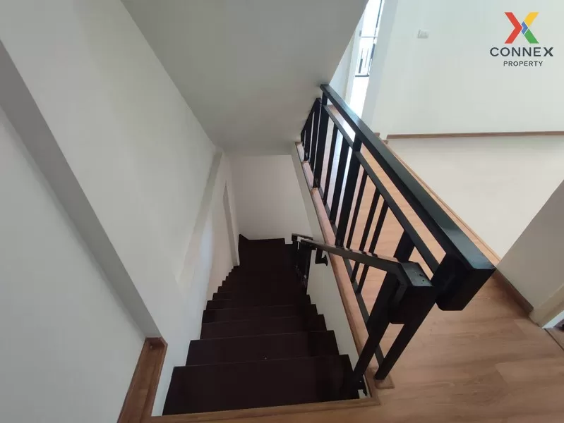 FOR SALE townhome , Baan Pieamsuk Pinklao-Kanjanapisek , wide fro