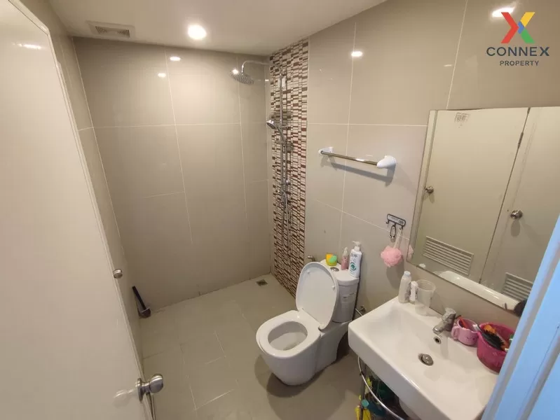 FOR SALE townhome , J City Rattanathibet-Bangbuathong , wide fron