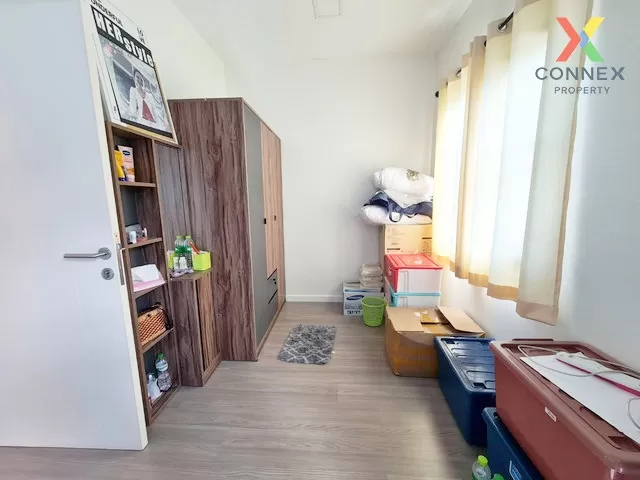 FOR SALE detached house , Siri Place Navanakorn , wide frontage ,