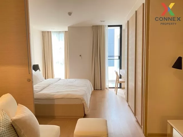 FOR RENT condo , LIV@49 , high floor , BTS-Thong Lo , Khlong Tan  1