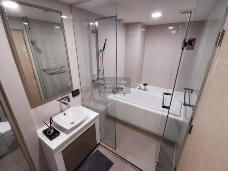 FOR RENT condo , LIV@49 , high floor , BTS-Thong Lo , Khlong Tan 